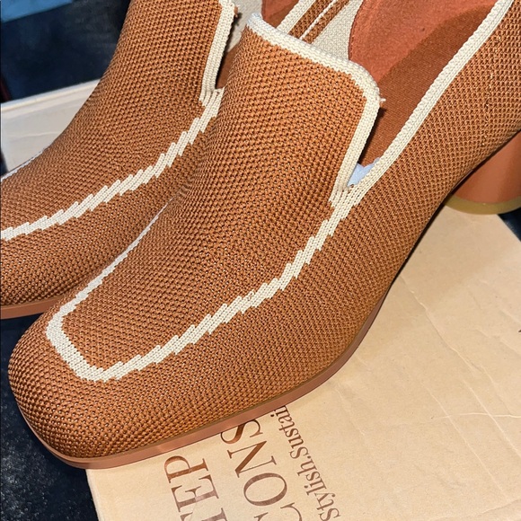 VIVAIA Square-Toe Patterned Heels - Picture 5 of 11